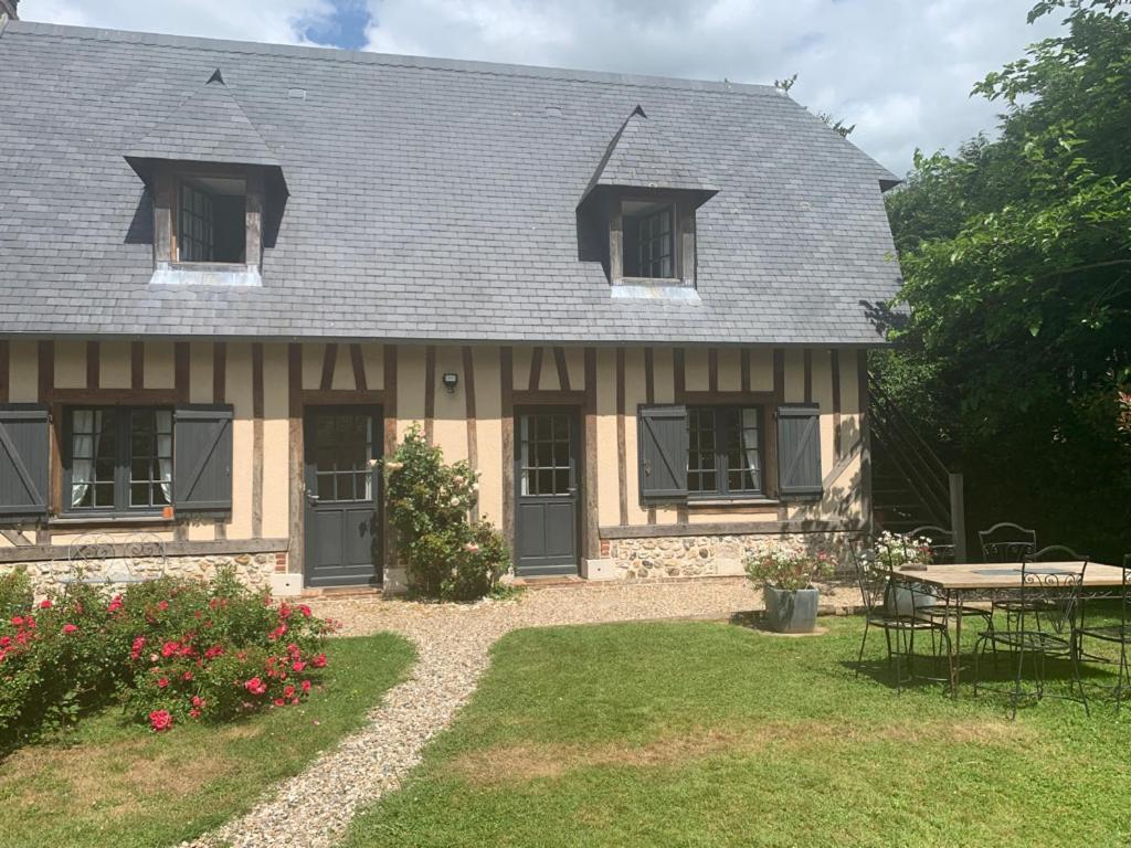 Le Bois Des Pierres Villa Conteville  Exteriör bild
